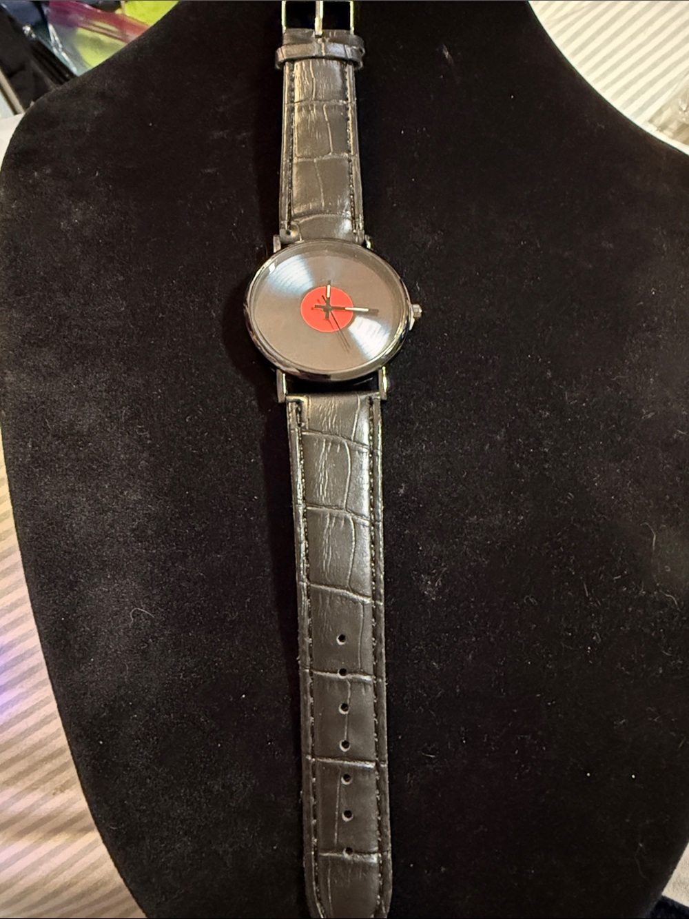 NWT Working 8” Men's Record Player Watch blk strap